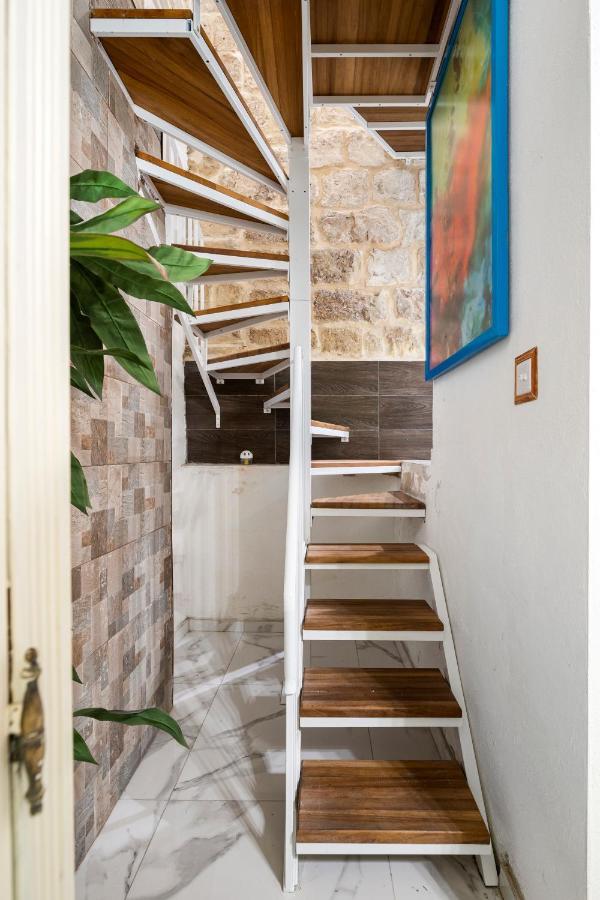 Chic, Stylish 1 Bedroom Maisonette - Close To Valletta Il-Furjana Exterior photo