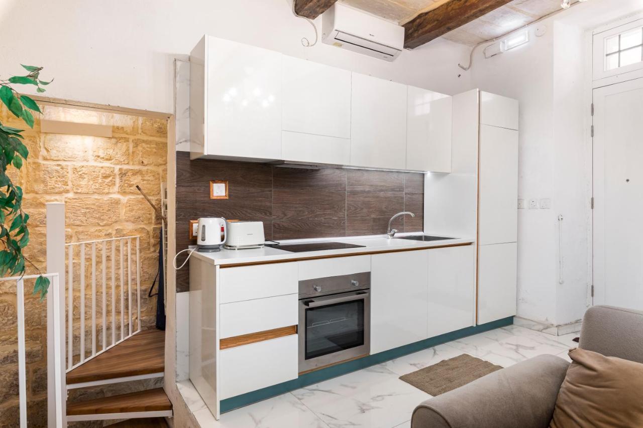 Chic, Stylish 1 Bedroom Maisonette - Close To Valletta Il-Furjana Exterior photo